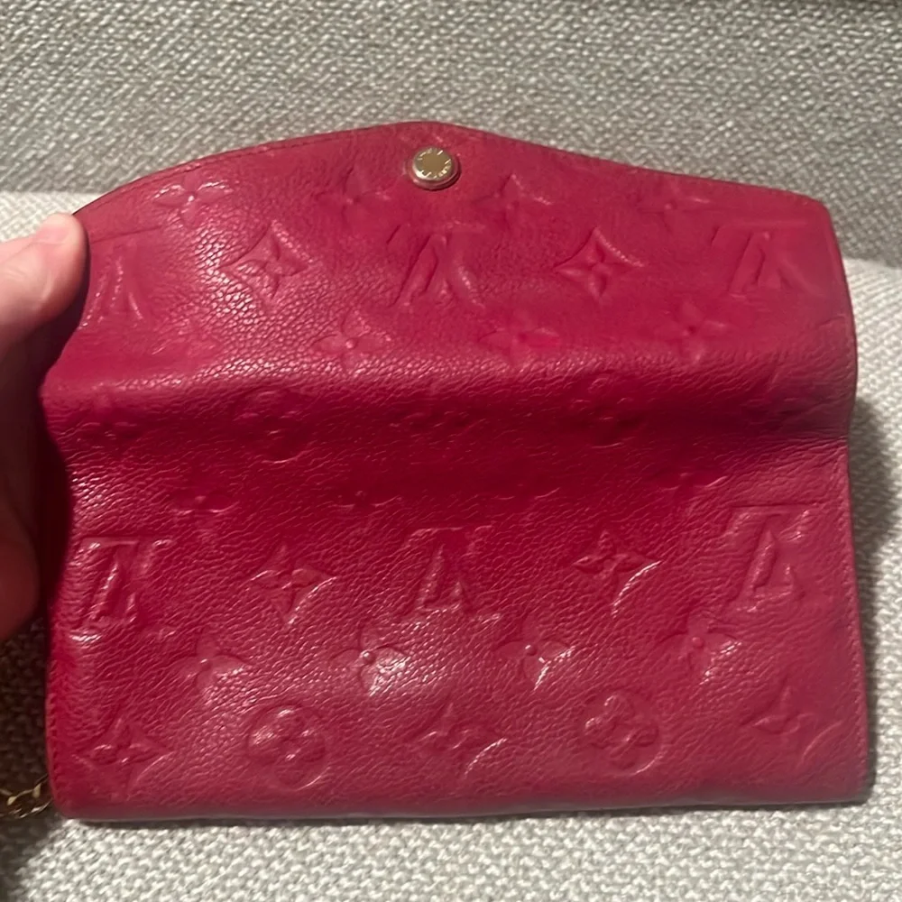Authentic Louis Vuitton Empriente Sarah wallet raspberry color CA1183